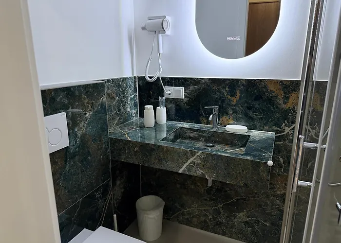 Hotel Nare