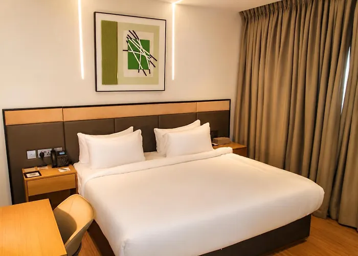 Greyfield Hotel And Apartments