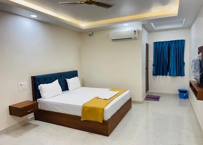 Aish Imperial Inn