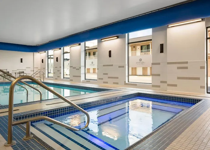 La Quinta Inn & Suites By Wyndham Kelowna Bc
