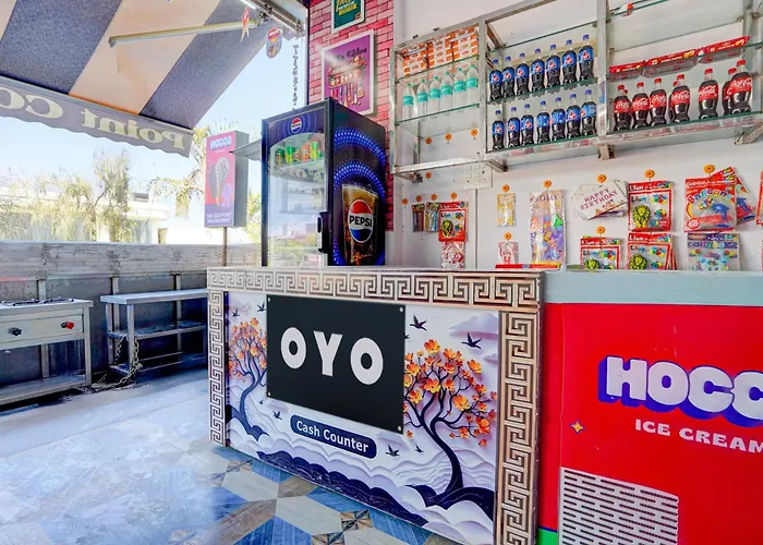Hotel O Point Co2 Resto& Lodge