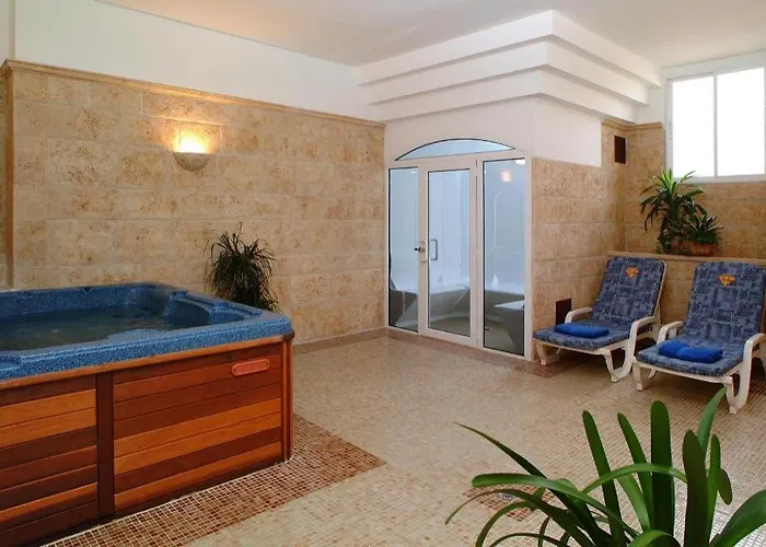 Hotel Isla Cabrera