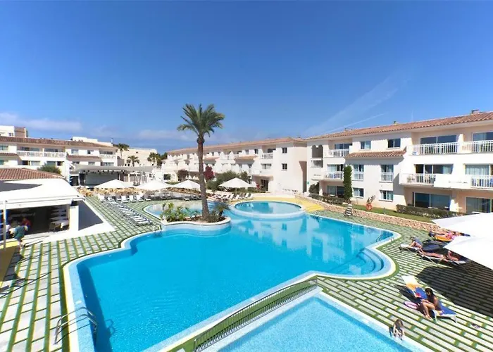Hotel Isla Cabrera