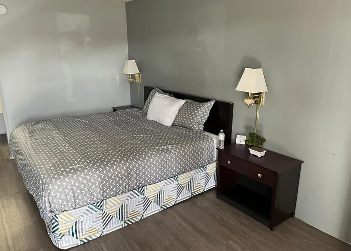 Happy Extended Stay Inn By Bestacco