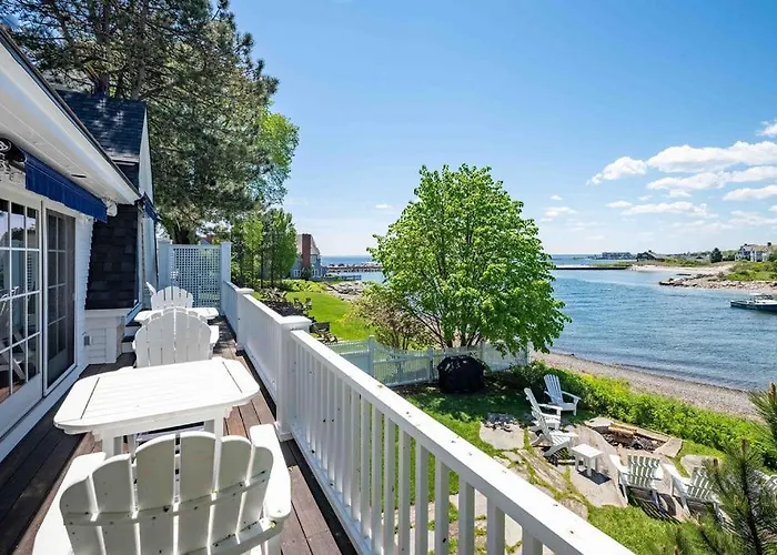 Ocean Pointe - 5 Bedroom 4 Bath Water Front Home