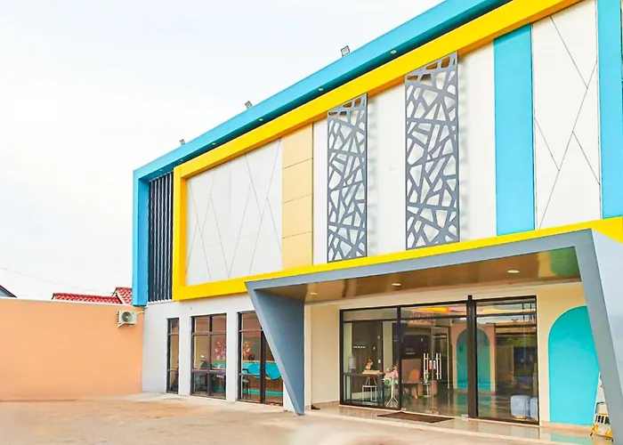 Sans Hotel Joy Inn Brebes