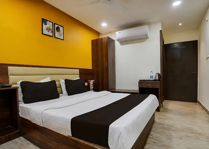 Collection O Mp Nagar