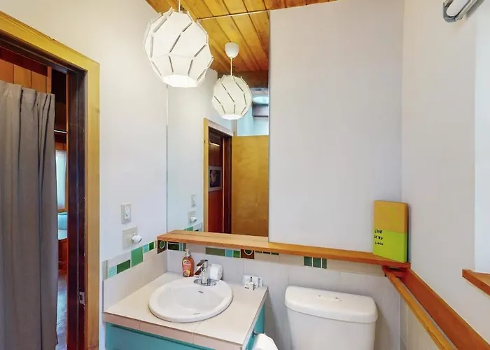 Florence Oceanfront Escape Where Cozy Meets Coastal Charm