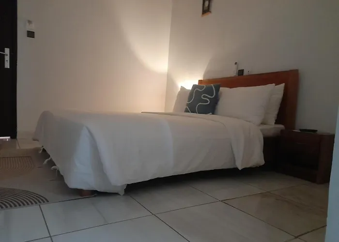 Eryl Hotel