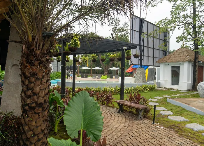 Hidden Beach Resort By Greenleaf Aqua