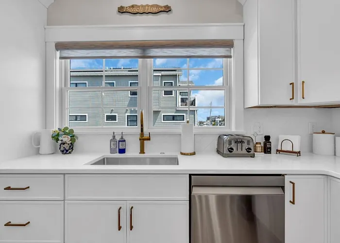 Streaming Tvs | Espresso Bar | Linens + Towels
