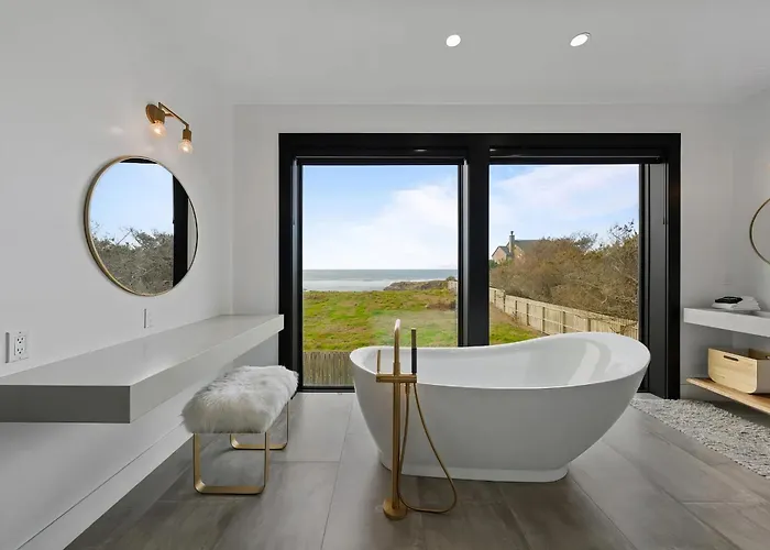 Bandon Beach - Hot Tub, Rooftop & Bandon Dunes