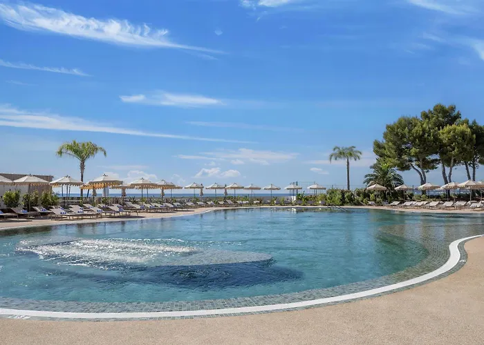 Marina Baie Des Anges Hotel, Curio Collection By Hilton