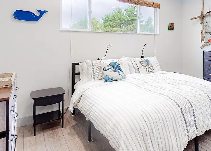 Modern Dog-Friendly Home With A Full Kitchen Washer&Dryer Furnished Patio