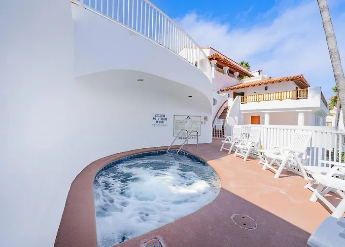 Immaculate Corner Condo W/Golf Cart Steps To Beach