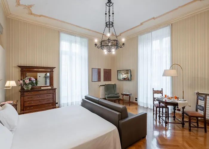 Hotel Roma E Rocca Cavour