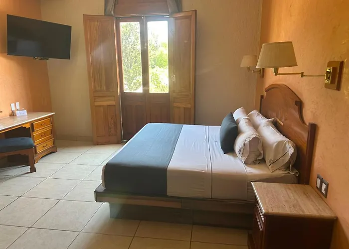 Hotel Santiago De Compostela - Guadalajara Centro Historico