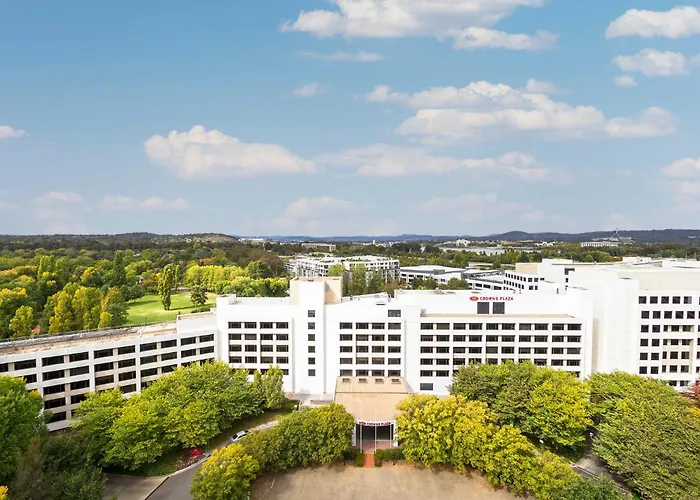 Crowne Plaza Canberra By Ihg