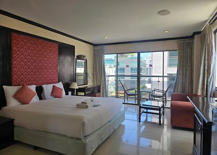 Mike Beach Resort