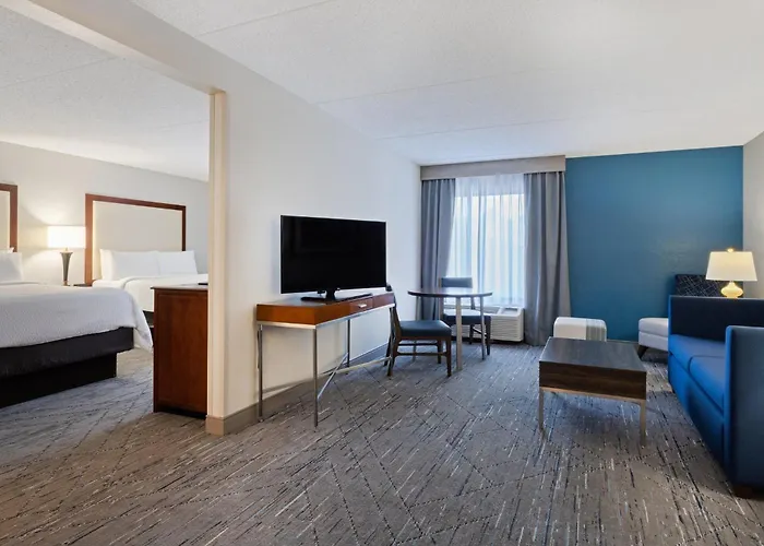 Holiday Inn Express & Suites Cincinnati Riverfront By Ihg