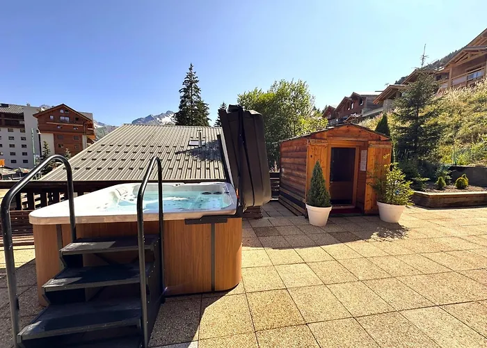 Logis Hotel Le Cairn