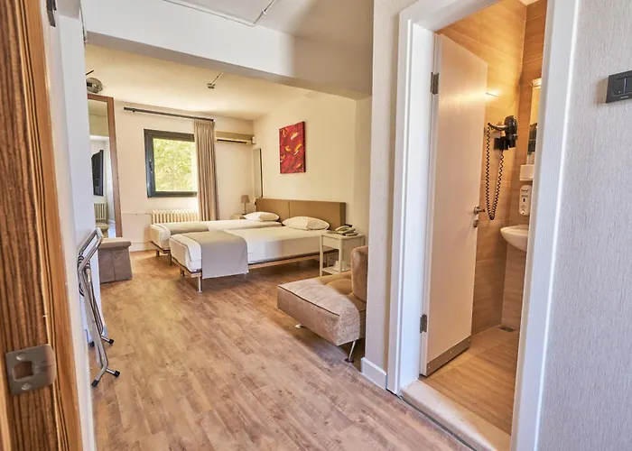 Kardes Hotel