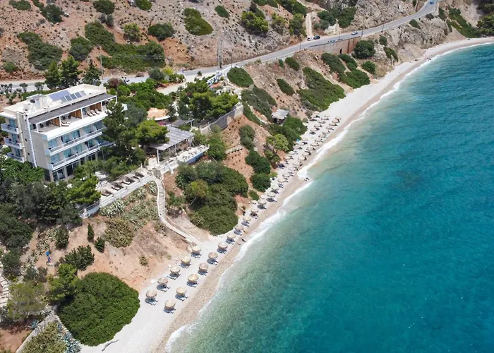 Cokkinis Hotel