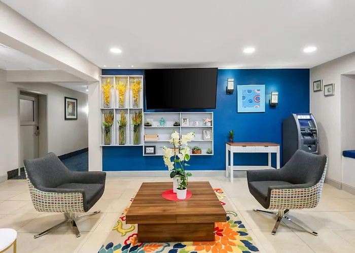 Microtel Inn & Suites - Greenville