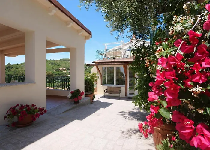 Hotel Alma