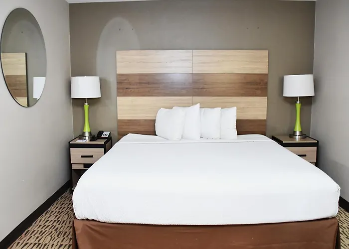 Baymont Inn And Suites By Wyndham Platteville