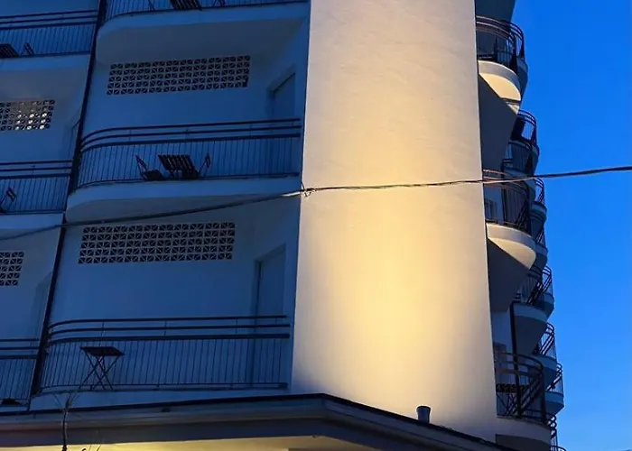 X Hotel