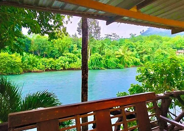 Baan Pak Rim Kuen Resort