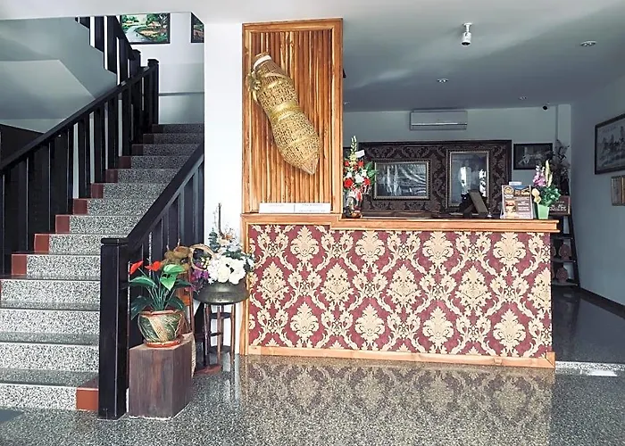 Dongsay Hotel Thakhek