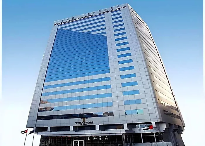 Trianon Royal Hotel