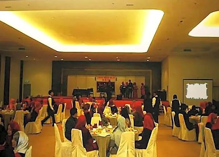 Dhotel
