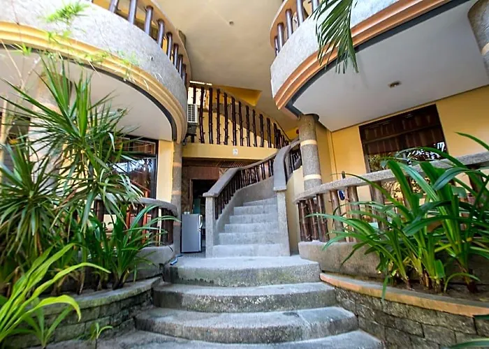 Bamboo Beach Resort