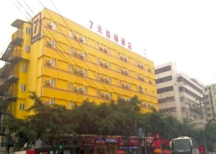 7 Days Inn Chengdu Beicheng Street Wukuaishi Metro Station