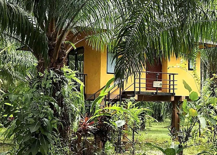 Anurak Lodge