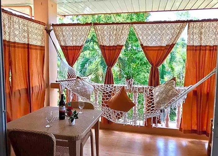 Bananaland Cottages