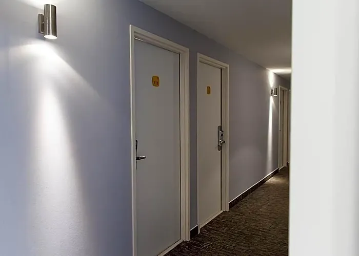 The Originals Access, Hotel Bordeaux Lac