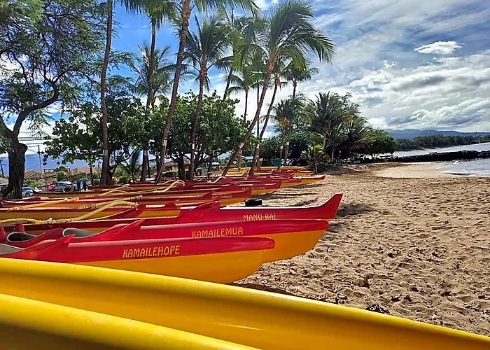 Nani Kai Hale # 204 Beachfront, Hotel District!