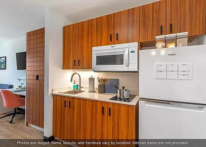 Uptown Suites Extended Stay Charlotte Nc - Concord