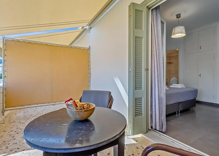 Kamelia Hotel