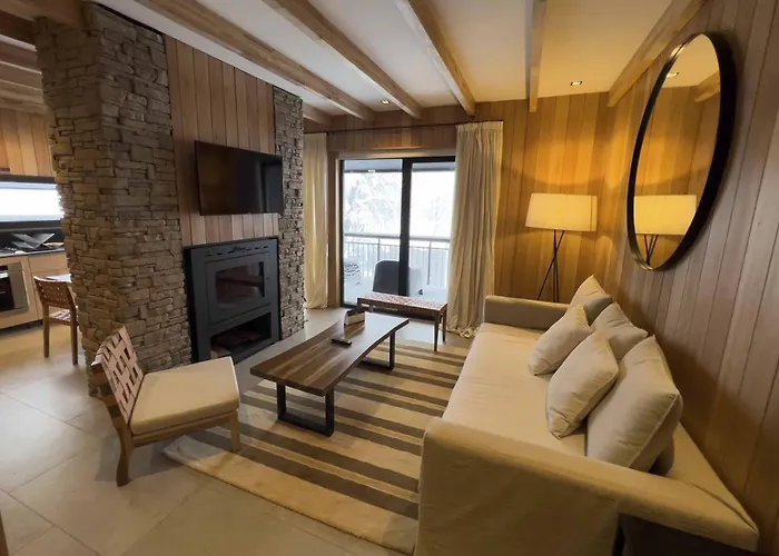 El Refugio Ski & Summer Lodge