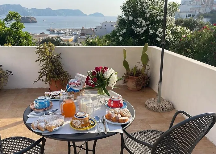 Agenzia Isotur Villa Olimpia Ponza