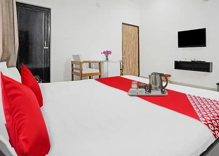 Hotel O Rabi Niwas