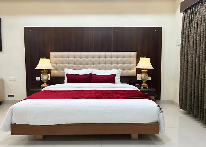 Hotel Sr Tiruchendur