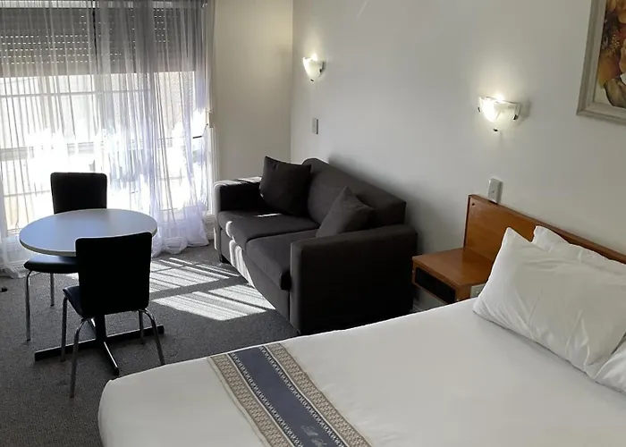 All Settlers Motor Inn Parkes