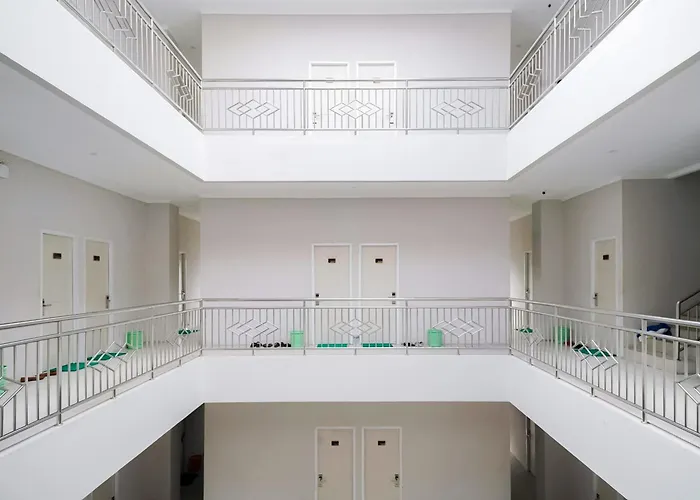 Urbanview Hotel Bari Syariah Palembang By Reddoorz