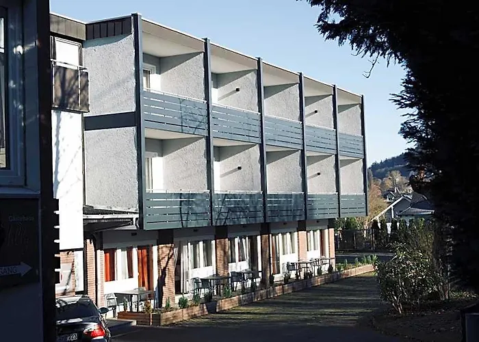 Gaestehaus Tilly Hotel
